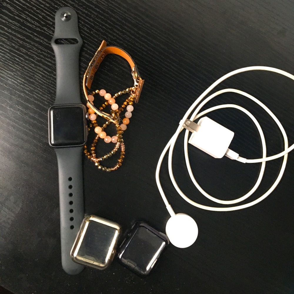 Apple Watch series 3 only been used a couple times. text me for more info.